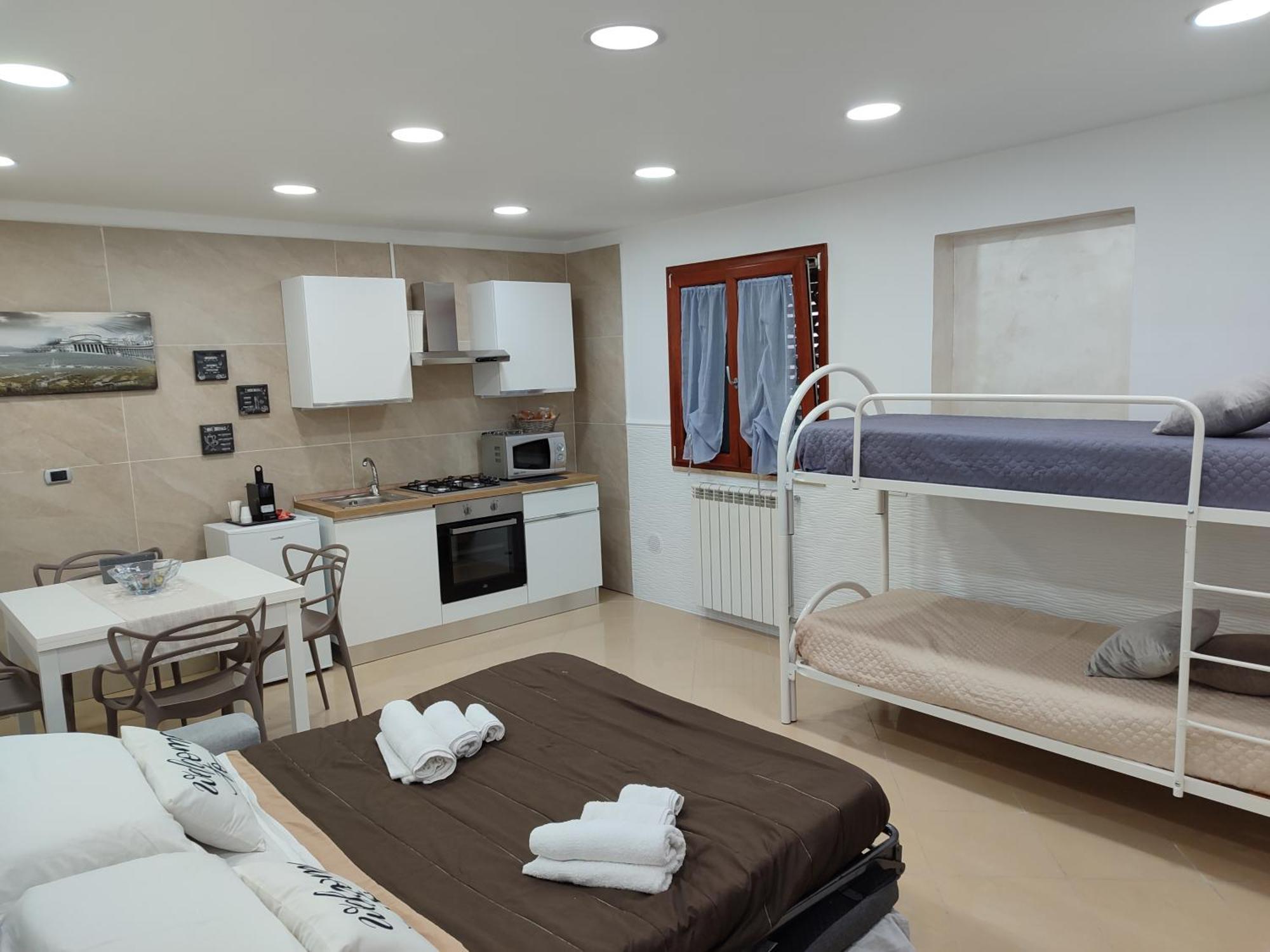 La Casa Di Simone Apartment เนเปิลส์ ภายนอก รูปภาพ